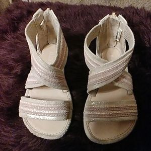 Maggie & Zoe zip pink/beige sandals